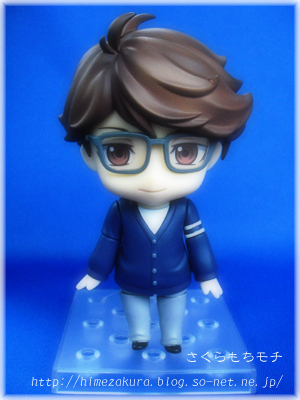 01oikawa_megane.jpg