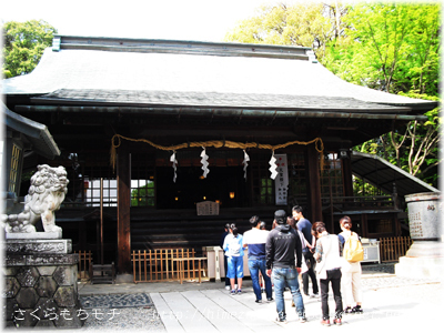 08jinja.jpg